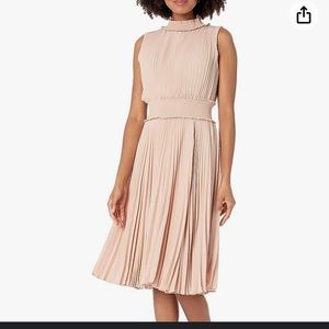 **Never Worn** NANETTE LAPORE Women’s Ruched High Neck Pleated Dress